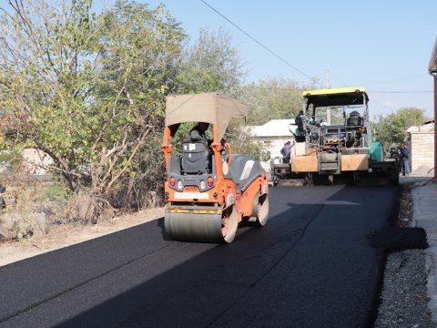 Naftalanda məhəllədaxili yollar asfaltlanır