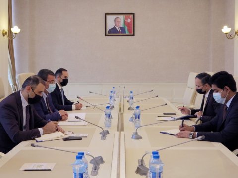 Səməd Seyidov pakistanlı səfirlə GÖRÜŞDÜ