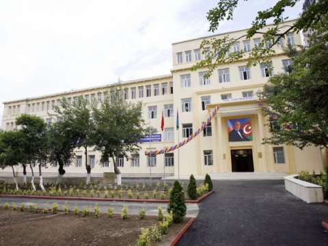 Bakıda daha iki sinif distant təhsilə keçdi