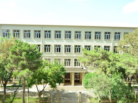 Humanitar Fənlər Gimnaziyası BAĞLANDI