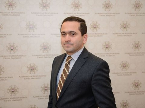 Mətbuat katibləri: Jurnalistlər Cəsarət Valehovun işindən razıdılar, narazı? - Təkliflər, iradlar… 