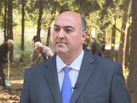 Nəbatat Bağında qanunsuzluq - Yeni rəhbərlikdən keçmiş direktora İTTİHAM  