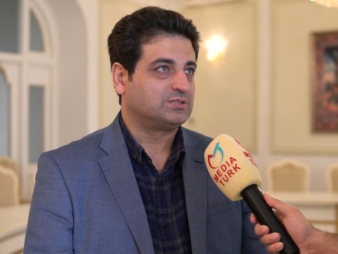 Cənublu yazar: “İlham Əliyev İranda seçkilərdə iştirak etsə, birinci olar” - VİDEO