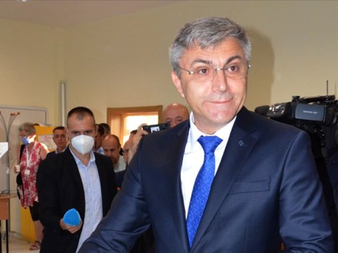 Bolqarıstanda Prezidentliyə şanslı namizəd - Türkəsilli Karadayı