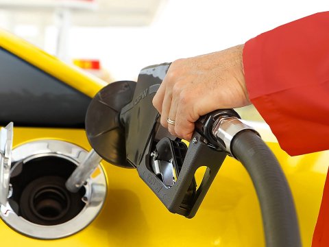 Türkiyədə benzin və dizel BAHALAŞDI