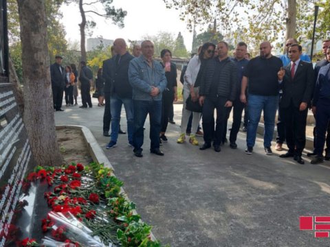 Ukraynalı deputatlar Gəncədə - FOTO