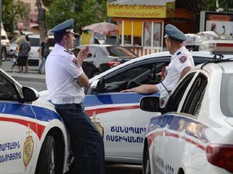 İrəvanda ATIŞMA