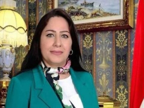 Koronavirusdan ölən qadın millət vəkili seçildi