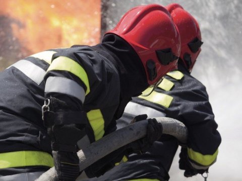 Bakıda yanğın: 10 nəfər təxliyə edildi