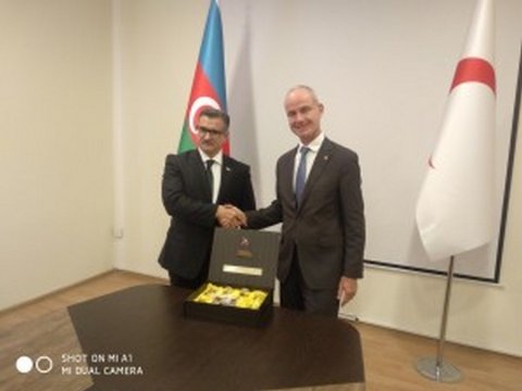 BQXK-nın vitse-prezidenti Novruz Aslanovla görüşüb