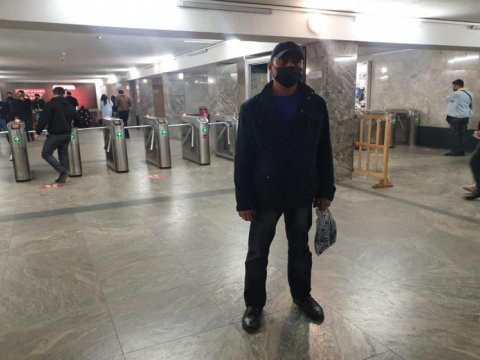 Aktiv koronavirus xəstəsi METRODA