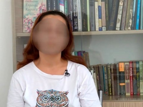 11 il müəllim işləyən qadının “patı” istifadə etdiyi üzə çıxdı - VİDEO