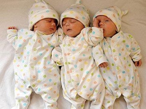 Bu il doğulan üçəmlər, dördəmlər