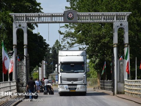 İran yük maşınlarına Qarabağa və Laçına girməyi QADAĞAN ETDİ