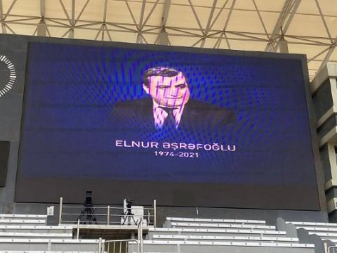 Elnur Əşrəfoğlu “Qarabağ”ın oyunundan əvvəl anıldı