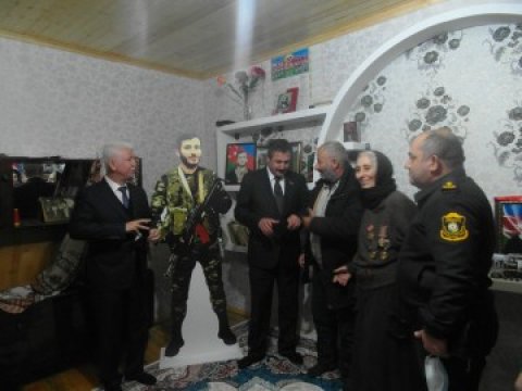Malik Həsənov şəhidlərin anım mərasimlərində - FOTO