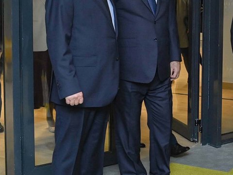 Milyarder Vahid Ələkbərov Bakıdadır - FOTO