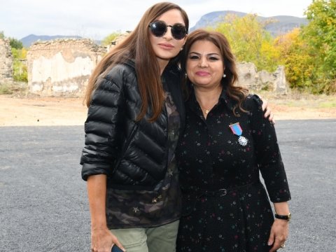 Zəngilandan qayıdanların TƏƏSSÜRATLARI: “İçimizə həm sevinc, həm də kədər hissi dolmuşdu”