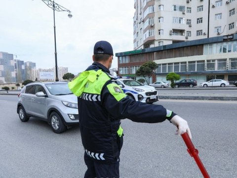 Polisin “saxla” əmrinə tabe olmayan sürücülərə XƏBƏRDARLIQ