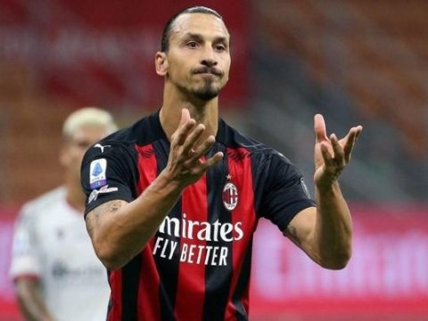 İbrahimoviçdən növbəti ilk 