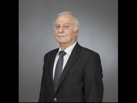 Professor dünyasını dəyişdi