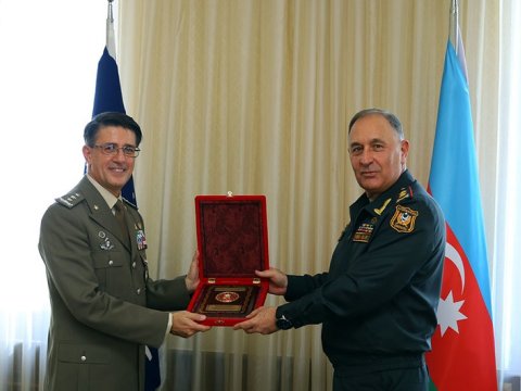 Kərim Vəliyev NATO nümayəndəsi ilə görüşüb