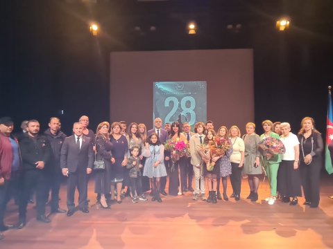 “28” sənədli filmi Haaqada