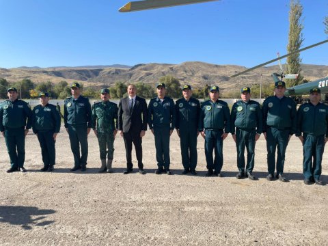 Mehriban Əliyeva hərbçilərimizə dua etdi - FOTO