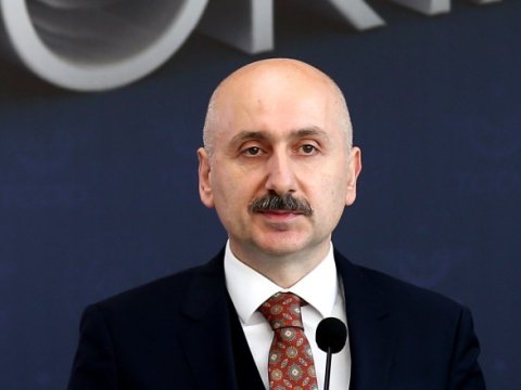 Türkiyəli nazir Azərbaycan xalqını TƏBRİK ETDİ