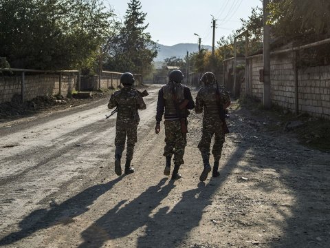 Qarabağda döyüşən ABŞ ermənisi: “Müharibə belimizi qırdı”