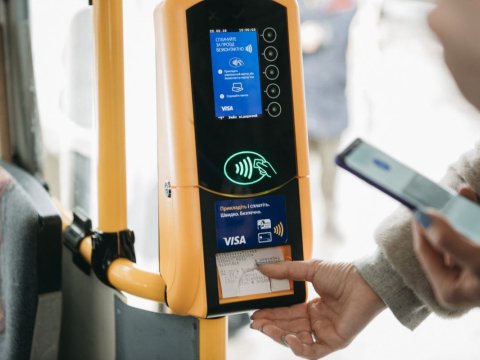 Avtobuslarda bank kartı ilə ödəniş REALLAŞIR