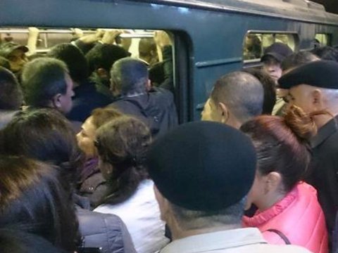 “İçərişəhər”də görünməmiş İZDİHAM – “Qrafiki dəyişə bilmərik!”