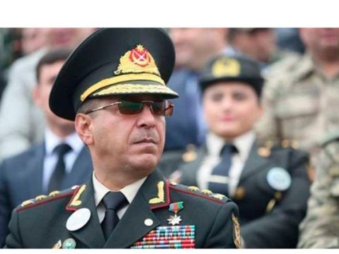 Rövşən Əkbərova xüsusi qayğı göstərilir - Vəkildən İTTİHAM