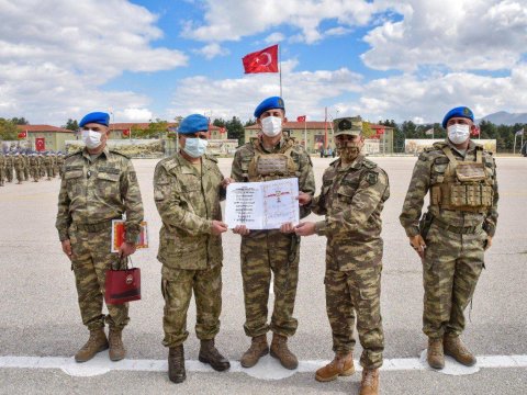 Daha 383 hərbçimiz Türkiyədə xüsusi təyinatlı kursunu BİTİRDİ