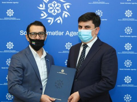 Baş məşqçiyə mənzil verildi