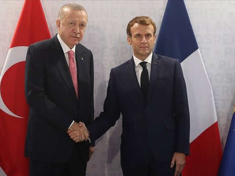 Ərdoğan və Makron arasında GÖRÜŞ