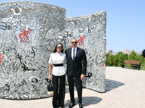 Prezident və xanımı Şamaxı Gənclər Parkında
