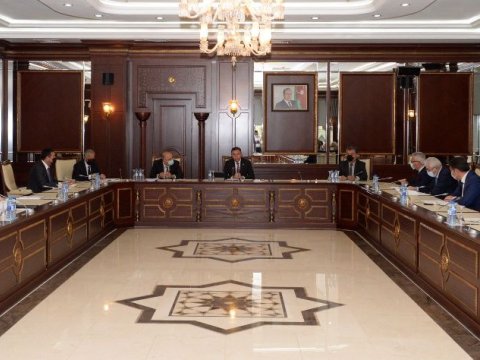 Üç qanun layihəsi parlamentin müzakirəsinə tövsiyə edildi