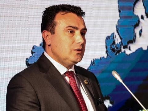 Bu ölkənin baş naziri istefa verdi