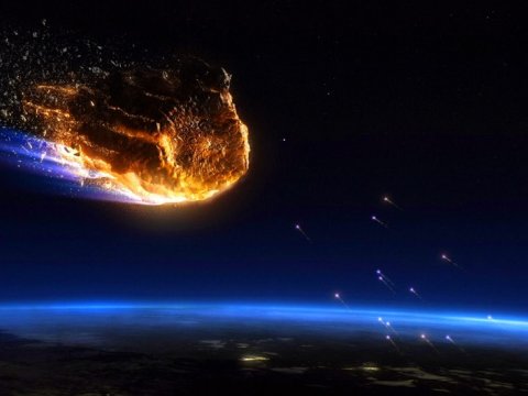 Yerə yaxınlaşan meteoroit görünməz olub
