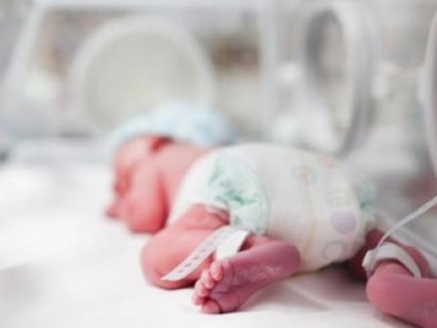 11 yaşlı ananın körpəsi ÖLDÜ