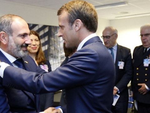 Makron Ermənistana gələcək