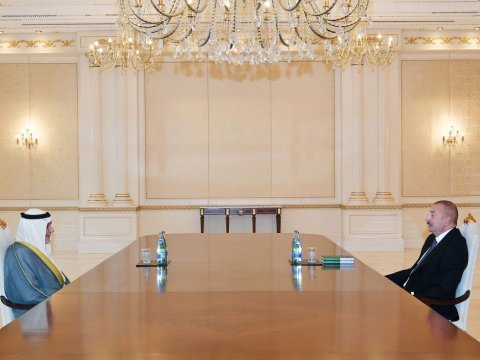 Prezident Kral Faysal Mərkəzinin sədrini qəbul etdi