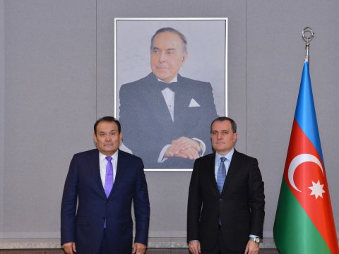 Nazir Türk Şurasının Baş katibi ilə görüşdü