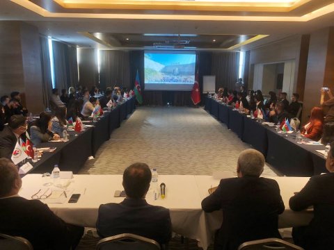 39 ölkədən diaspor gənci Zəfər Günü üçün İstanbulda toplaşdı