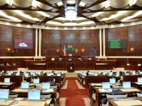 Parlament Zəfər Günü ilə bağlı bəyanat verdi