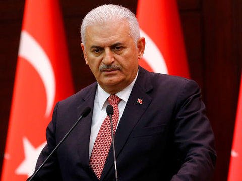 Heç kim sülhə qarşı çıxmamalıdır