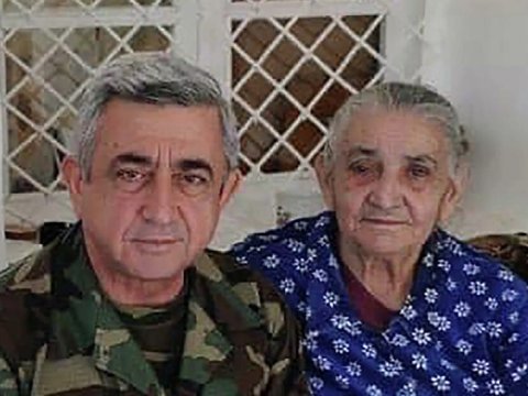 Serjik Xankəndidə ölən anasının dəfninə GƏLƏCƏK?