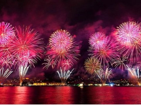 Şanlı Zəfərimiz atəşfəşanlıqla qeyd olunacaq