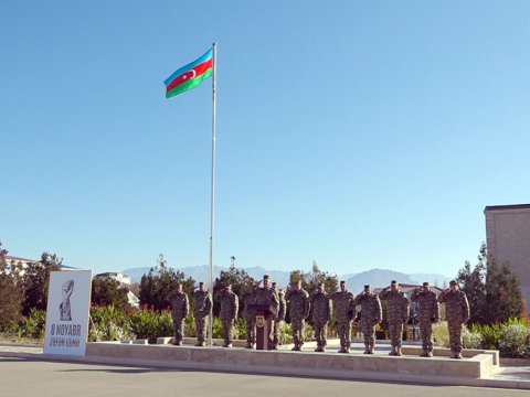 Əlahiddə Ümumqoşun Orduda Zəfər Günü